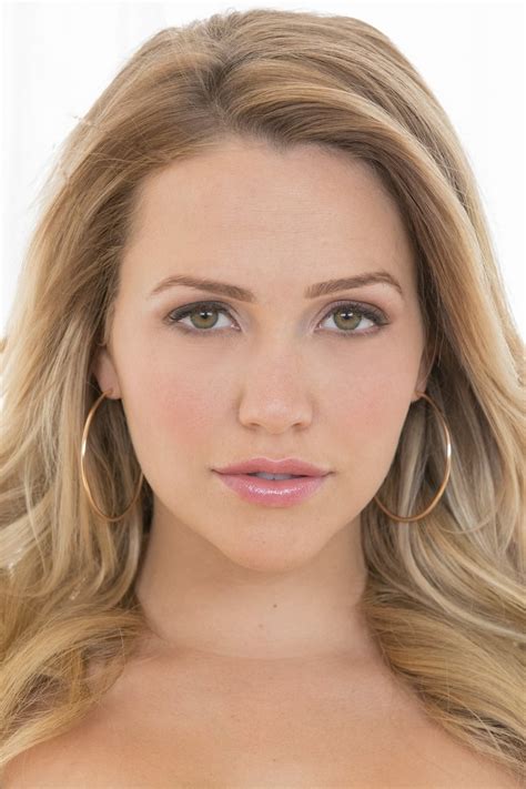 mia malkova noticias|La actriz X Mia Malkova revela todos los entresijos dentro de la ...